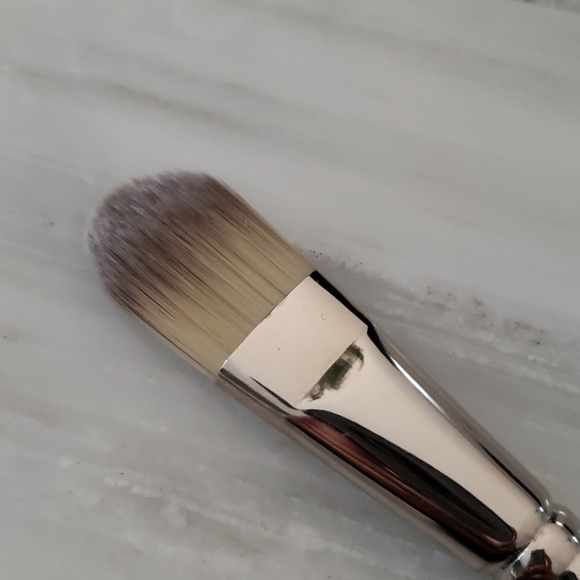 MAC brush #190 - Picture 3 of 3